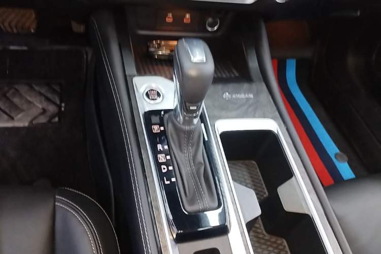 Used Nissan Teana 2022 2.0L XL-TLS Enjoyment Edition Gear Lever