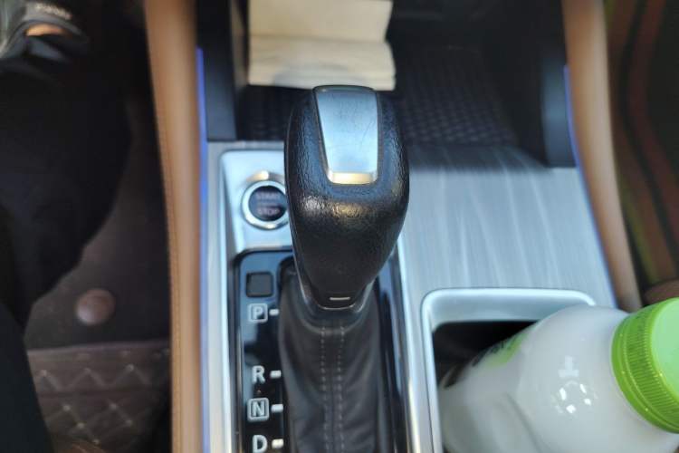 Used Nissan Teana 2022 2.0T XV Premium Edition Gear Lever