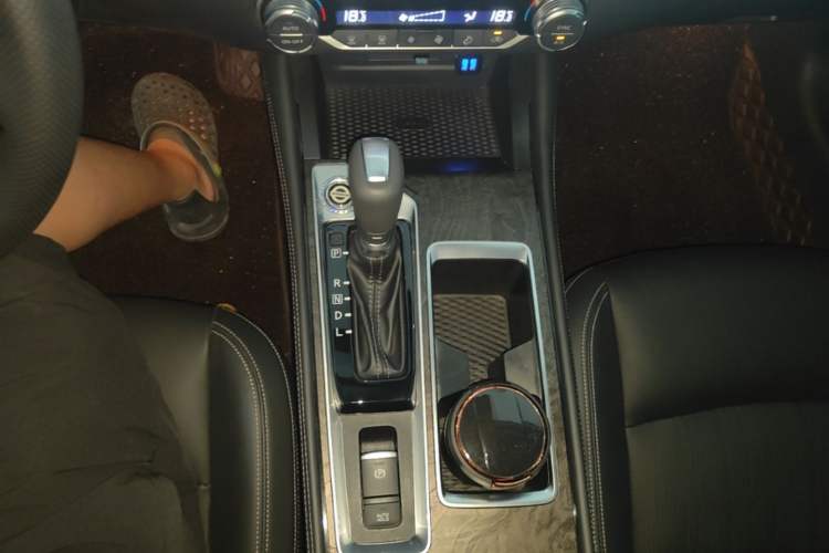 Used Nissan Teana 2022 2.0L XL-TLS Enjoyment Edition Gear Lever