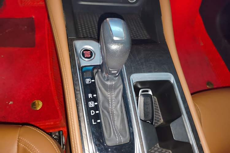Used Nissan Teana 2022 2.0L XL-TLS Enjoyment Edition Gear Lever