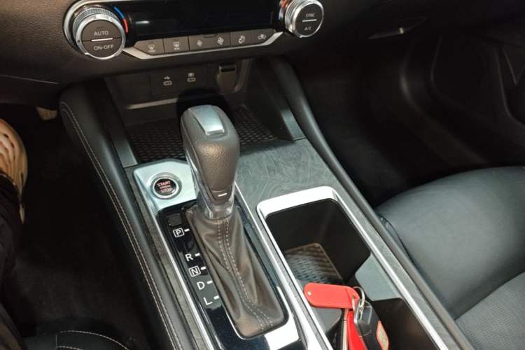 Used Nissan Teana 2022 2.0L XL-TLS Enjoyment Edition Gear Lever