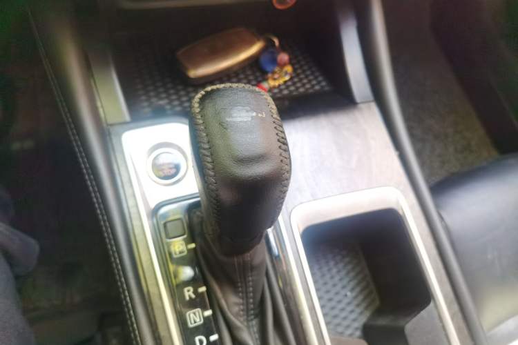 Used Nissan Teana 2022 2.0L XL-TLS Enjoyment Edition Gear Lever