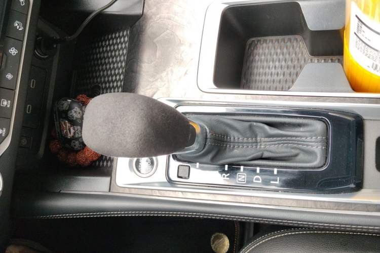 Used Nissan Teana 2022 2.0L XL-Upr Enjoyment Edition Gear Lever