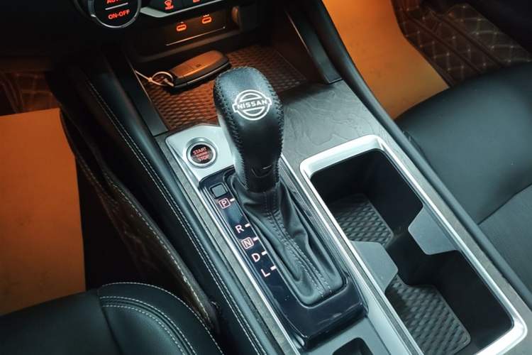Used Nissan Teana 2022 2.0L XL-TLS Enjoyment Edition Gear Lever