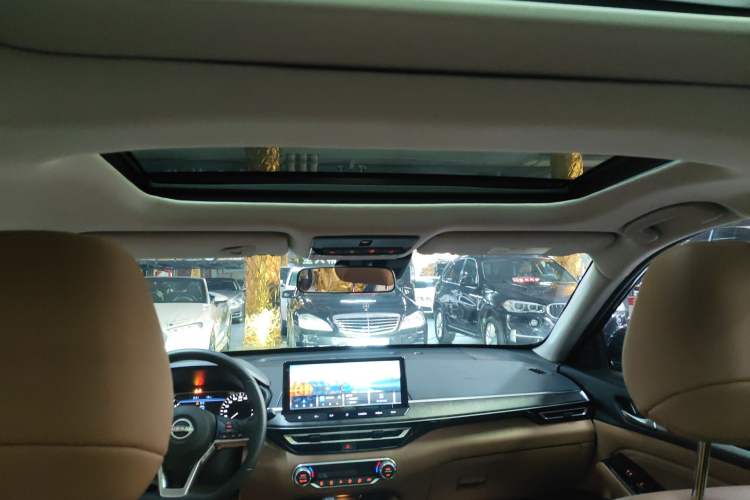 Used Nissan Teana 2022 2.0L XL-TLS Enjoyment Edition Headliner