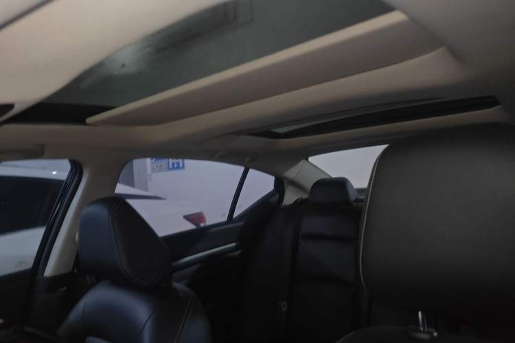 Used Nissan Teana 2022 2.0L XL-TLS Enjoyment Edition Headliner