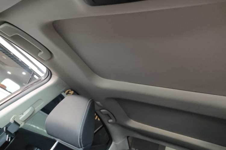 Used Nissan Teana 2022 2.0L XL-TLS Enjoyment Edition Headliner