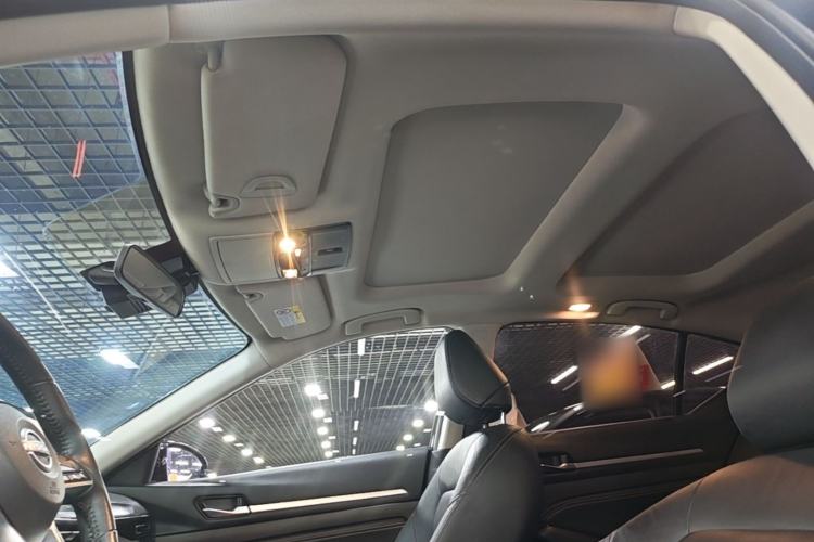 Used Nissan Teana 2022 2.0L XL-TLS Enjoyment Edition Headliner