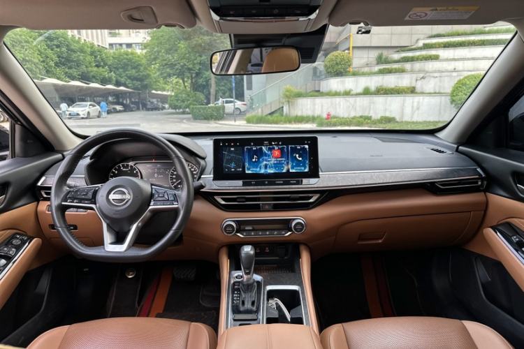 Used Nissan Teana 2022 2.0L XL-Upr Enjoyment Edition Interior 1