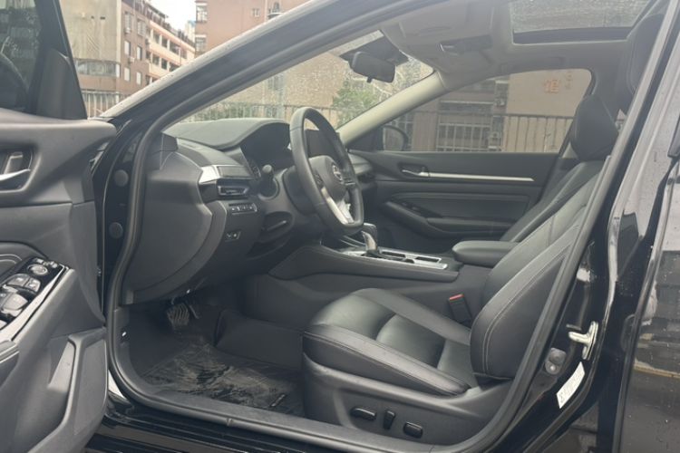Used Nissan Teana 2022 2.0L XL-TLS Enjoyment Edition Interior 4