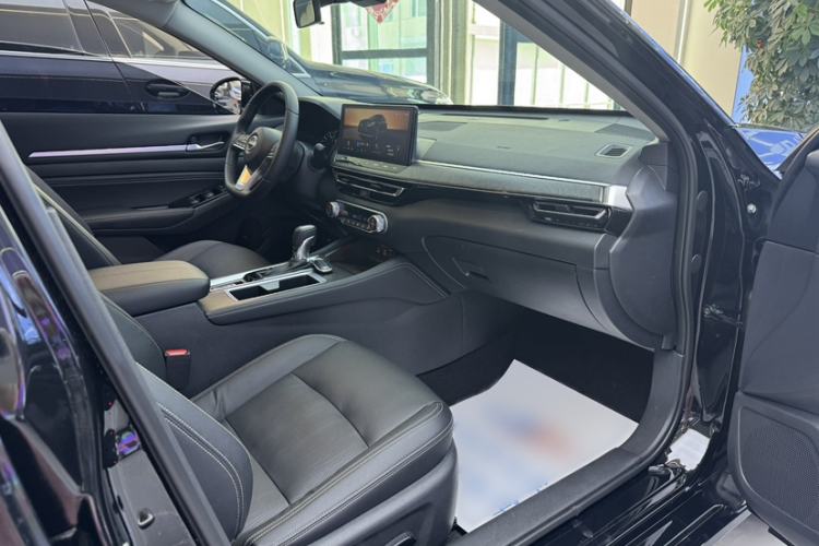 Used Nissan Teana 2022 2.0L XL-TLS Enjoyment Edition Interior 4