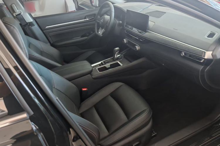 Used Nissan Teana 2022 2.0L XL-TLS Enjoyment Edition Interior 4