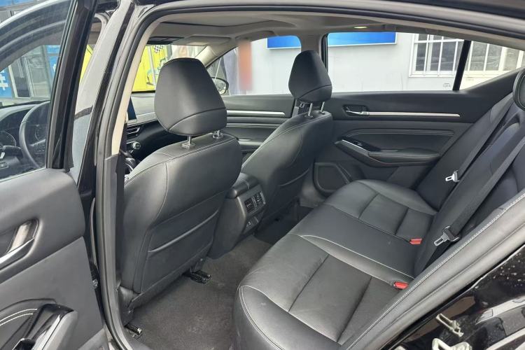 Used Nissan Teana 2022 2.0L XL-TLS Enjoyment Edition Interior 4