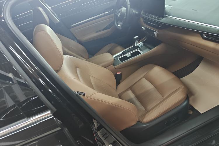 Used Nissan Teana 2022 2.0L XL-TLS Enjoyment Edition Interior 6