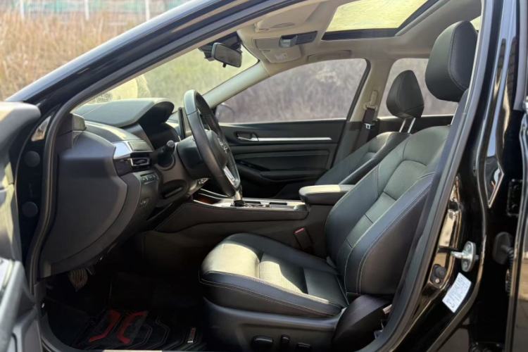 Used Nissan Teana 2022 2.0L XL-TLS Enjoyment Edition Left Front Seat