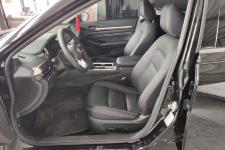 Used Nissan Teana 2022 2.0L XL-TLS Enjoyment Edition Left Front Seat