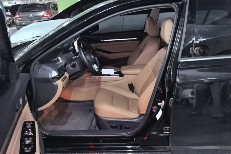 Used Nissan Teana 2022 2.0L XL-TLS Enjoyment Edition Left Front Seat