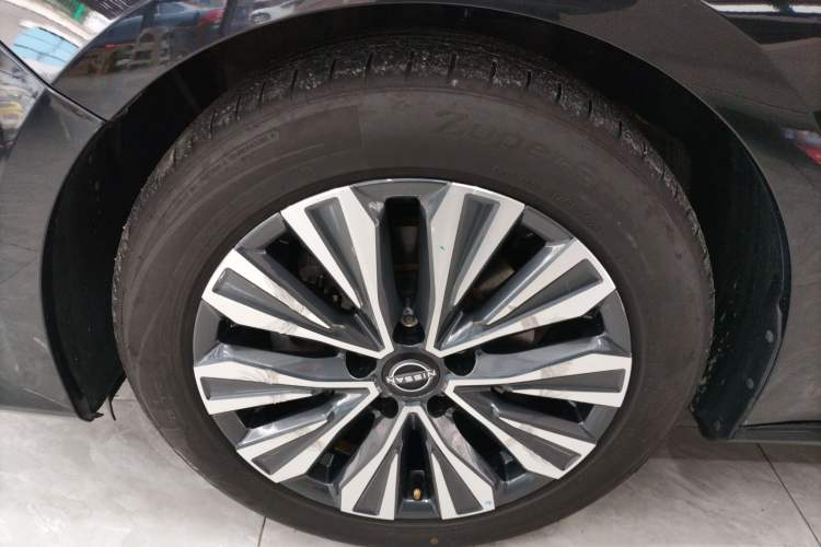 Used Nissan Teana 2022 2.0L XL-TLS Enjoyment Edition Left Front Wheel Hub