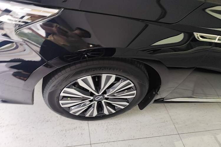 Used Nissan Teana 2022 2.0L XL-Upr Enjoyment Edition Left Front Wheel Hub
