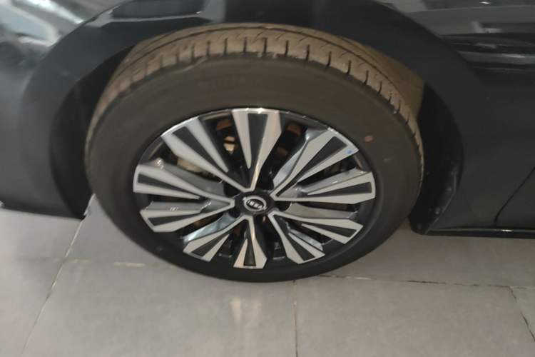 Used Nissan Teana 2022 2.0L XL-TLS Enjoyment Edition Left Front Wheel Hub