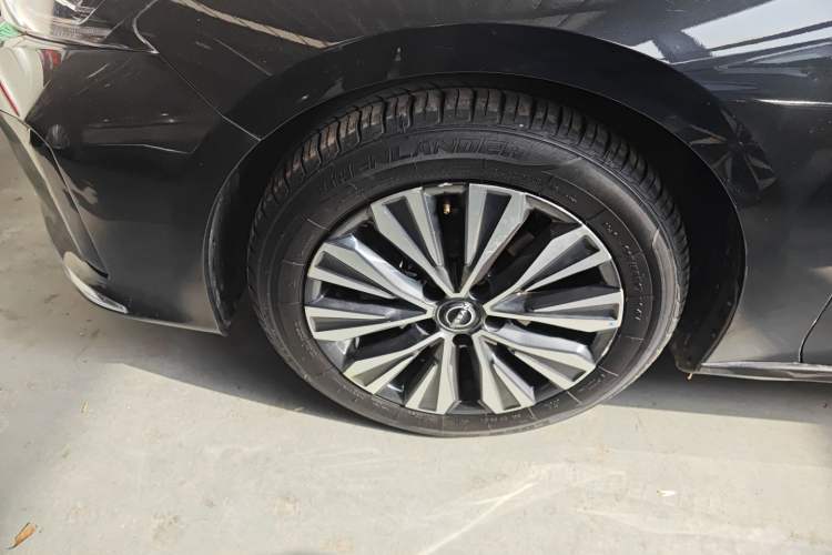 Used Nissan Teana 2022 2.0L XL-TLS Enjoyment Edition Left Front Wheel Hub