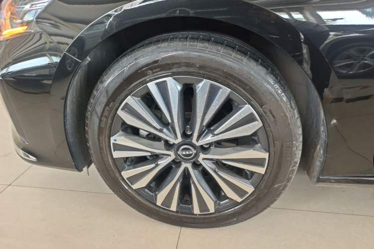 Used Nissan Teana 2022 2.0L XL-TLS Enjoyment Edition Left Front Wheel Hub