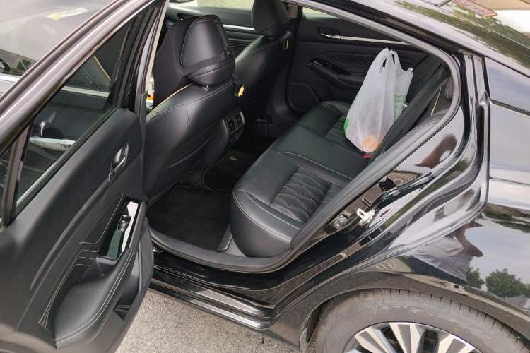 Used Nissan Teana 2022 2.0L XL-Upr Enjoyment Edition Left Rear Seat