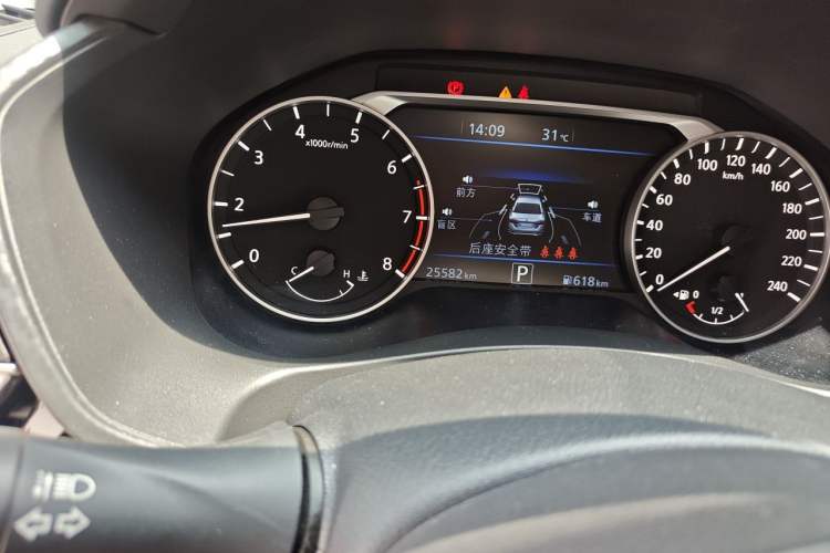 Used Nissan Teana 2022 2.0L XL-Upr Enjoyment Edition Odometer Close Up