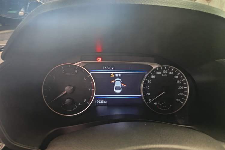Used Nissan Teana 2022 2.0L XL-TLS Enjoyment Edition Odometer Close Up