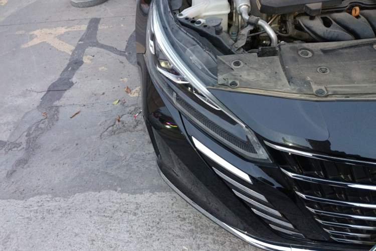 Used Nissan Teana 2022 2.0L XL-TLS Enjoyment Edition Right Front Headlight