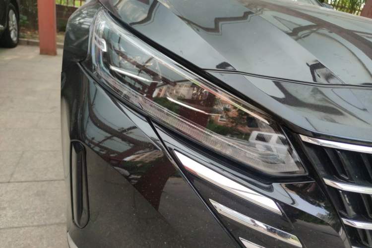 Used Nissan Teana 2022 2.0L XL-TLS Enjoyment Edition Right Front Headlight