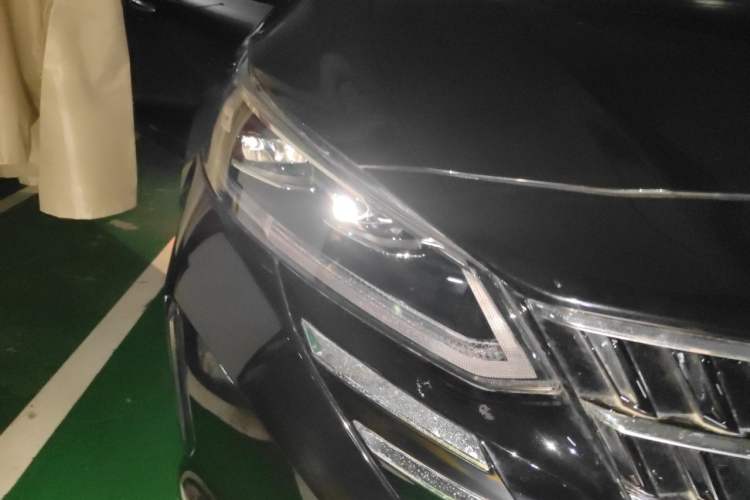 Used Nissan Teana 2022 2.0L XL-TLS Enjoyment Edition Right Front Headlight