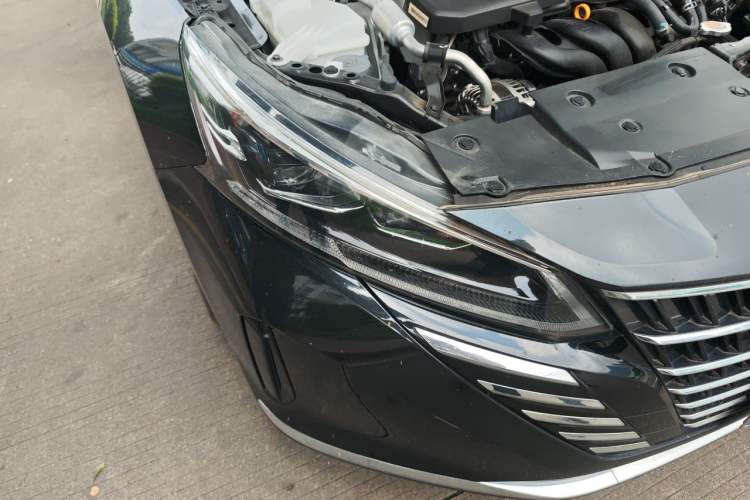 Used Nissan Teana 2022 2.0L XL-TLS Enjoyment Edition Right Front Headlight