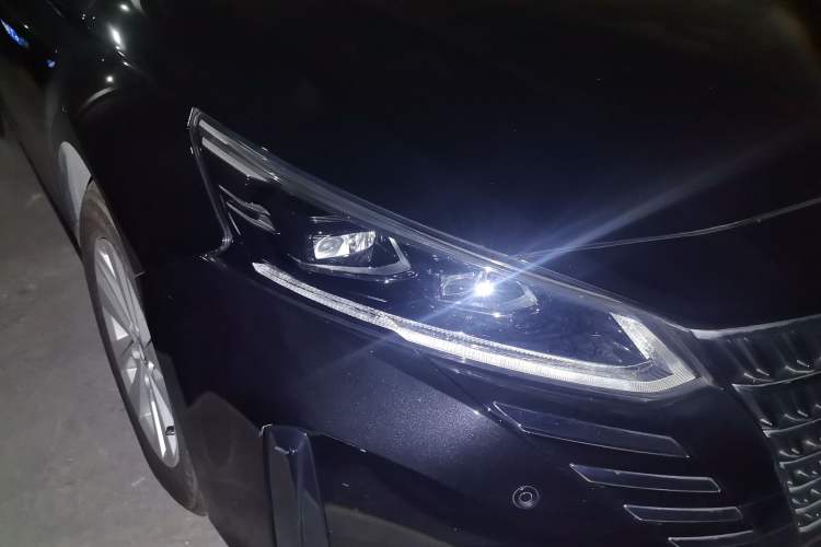 Used Nissan Teana 2022 2.0L XE Pure Enjoyment Edition Right Front Headlight