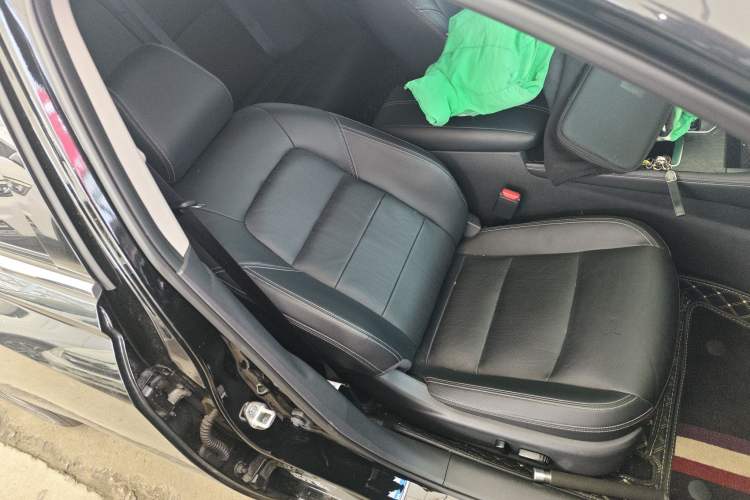 Used Nissan Teana 2022 2.0L XL-TLS Enjoyment Edition Right Front Seat
