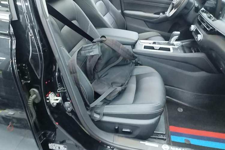 Used Nissan Teana 2022 2.0L XL-TLS Enjoyment Edition Right Front Seat