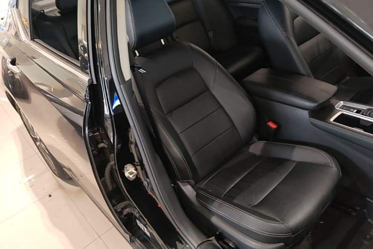 Used Nissan Teana 2022 2.0L XL-TLS Enjoyment Edition Right Front Seat