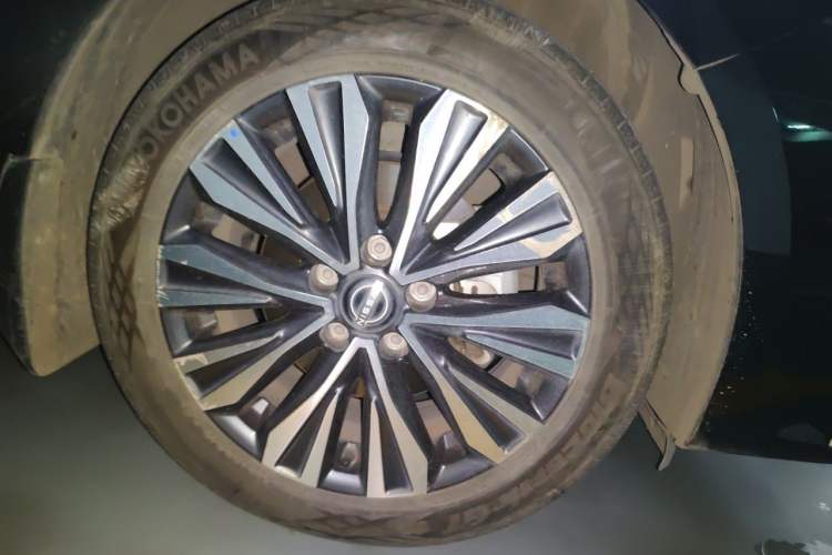 Used Nissan Teana 2022 2.0L XL-TLS Enjoyment Edition Right Front Wheel Hub