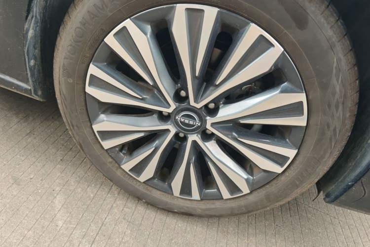 Used Nissan Teana 2022 2.0L XL-TLS Enjoyment Edition Right Front Wheel Hub