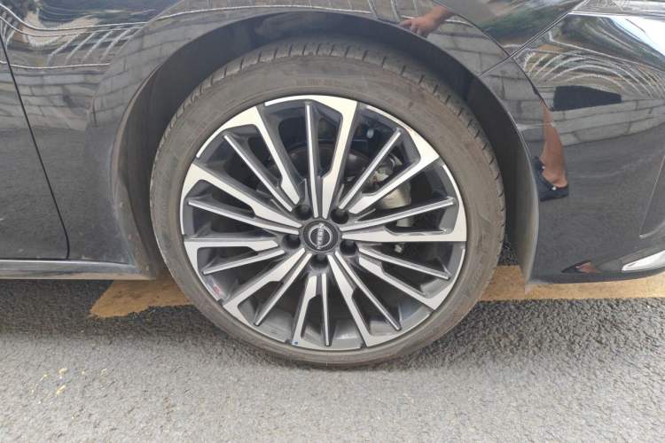 Used Nissan Teana 2022 2.0T XL Enjoyment Edition Right Front Wheel Hub