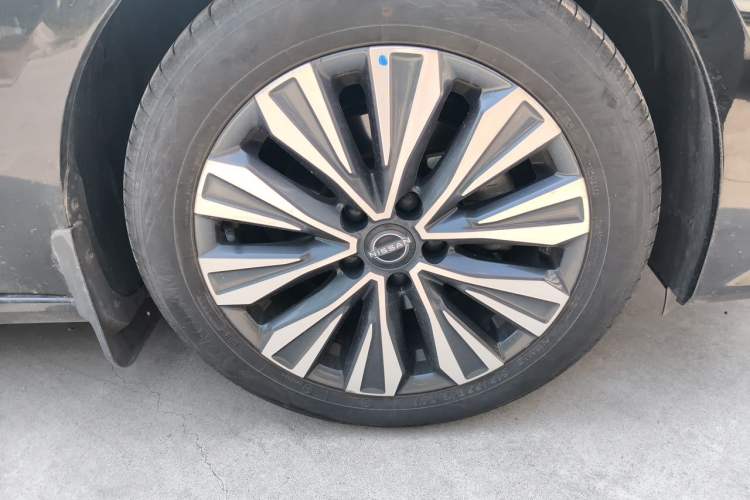 Used Nissan Teana 2022 2.0L XL-TLS Enjoyment Edition Right Front Wheel Hub