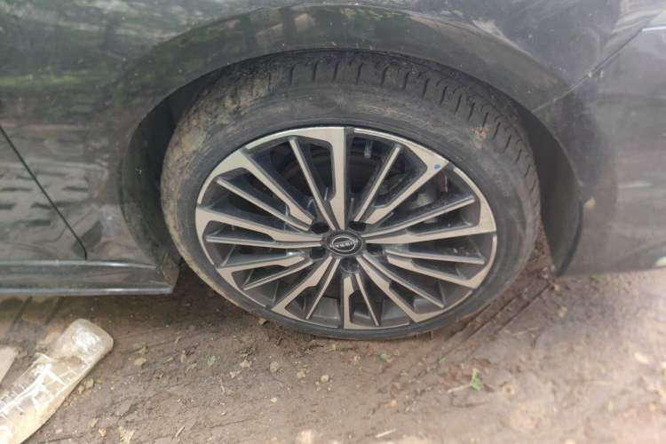 Used Nissan Teana 2022 2.0T XL Enjoyment Edition Right Front Wheel Hub