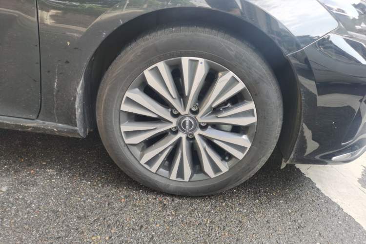 Used Nissan Teana 2022 2.0L XL-TLS Enjoyment Edition Right Front Wheel Hub