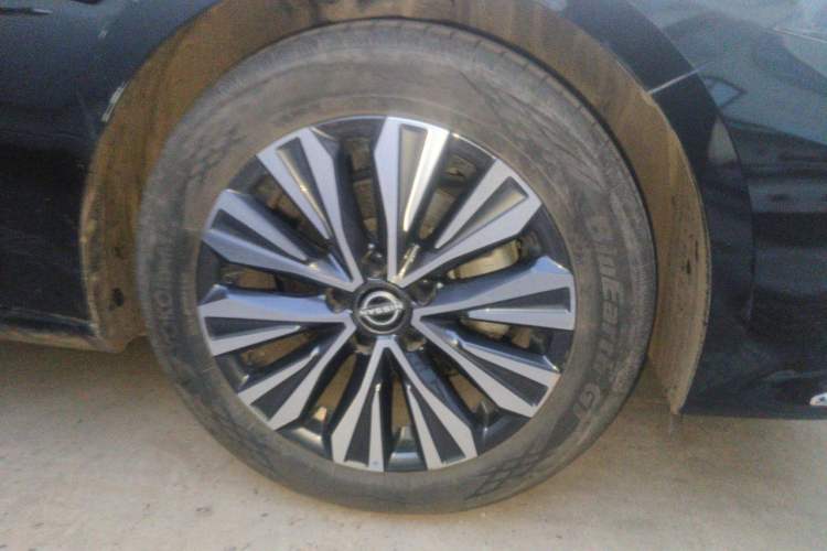 Used Nissan Teana 2022 2.0L XL-TLS Enjoyment Edition Right Front Wheel Hub