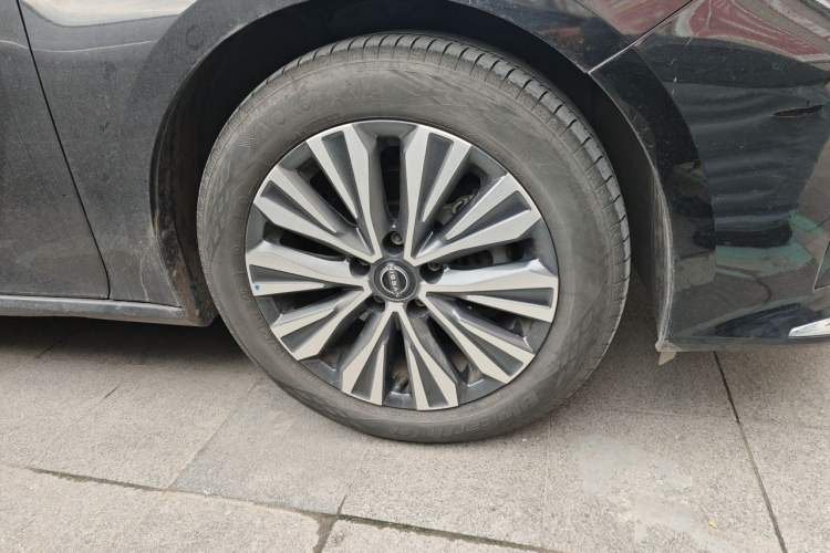 Used Nissan Teana 2022 2.0L XL-TLS Enjoyment Edition Right Front Wheel Hub