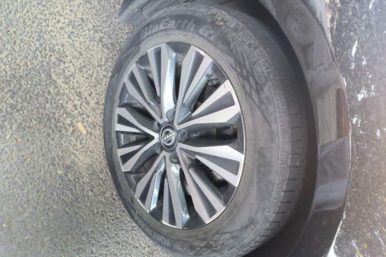 Used Nissan Teana 2022 2.0L XL-Upr Enjoyment Edition Right Front Wheel Hub