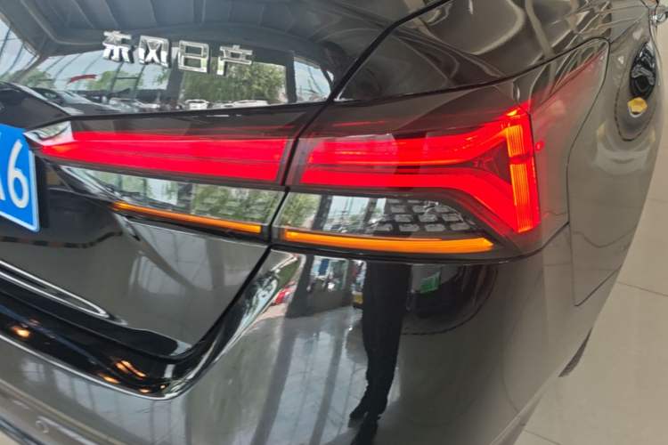 Used Nissan Teana 2022 2.0L XL-TLS Enjoyment Edition Right Rear Taillight