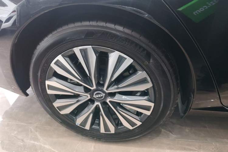 Used Nissan Teana 2022 2.0L XL-TLS Enjoyment Edition Right Rear Wheel Hub