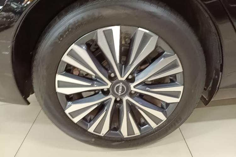 Used Nissan Teana 2022 2.0L XL-TLS Enjoyment Edition Right Rear Wheel Hub