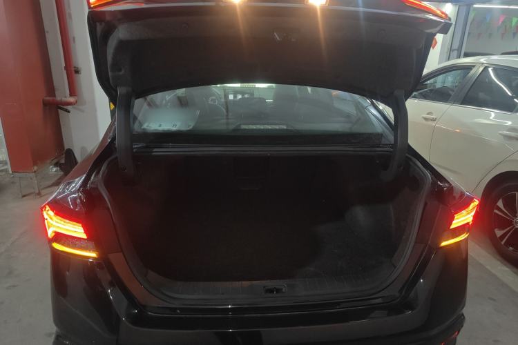 Used Nissan Teana 2022 2.0L XL-TLS Enjoyment Edition Trunk